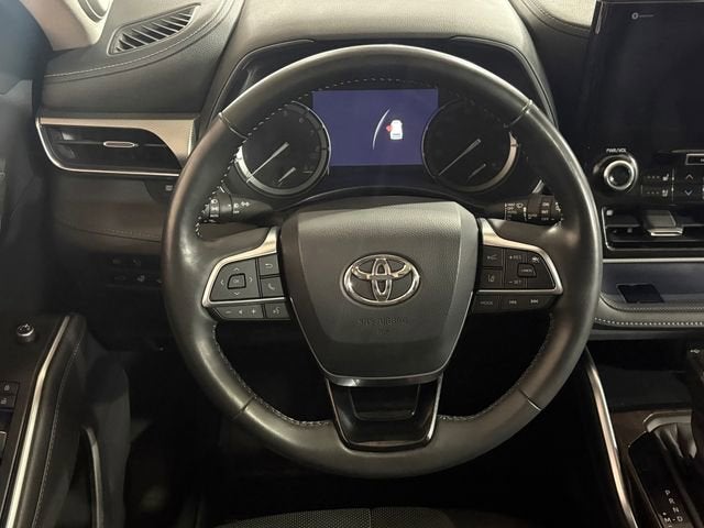 2020 Toyota Highlander Platinum