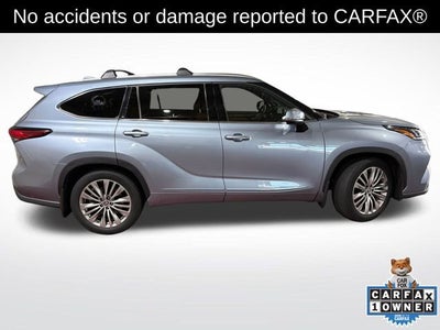 2022 Toyota Highlander Platinum