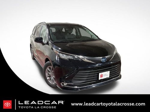 2022 Toyota Sienna XLE 7 Passenger