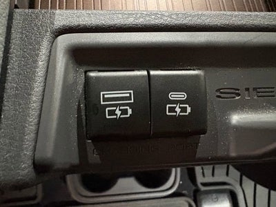 2022 Toyota Sienna XLE 7 Passenger