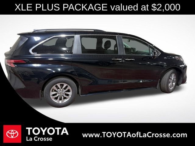2022 Toyota Sienna XLE 7 Passenger
