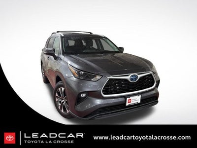 2024 Toyota Highlander Hybrid XLE
