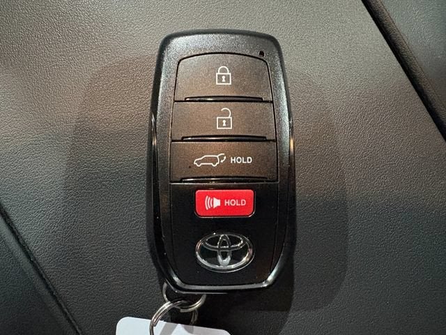 2024 Toyota Highlander Hybrid XLE