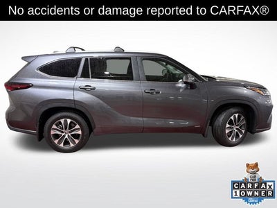2024 Toyota Highlander Hybrid XLE