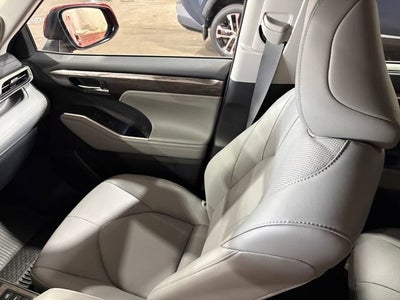2024 Toyota Highlander Limited