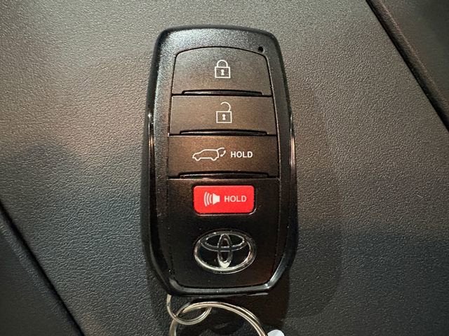 2025 Toyota Highlander XLE
