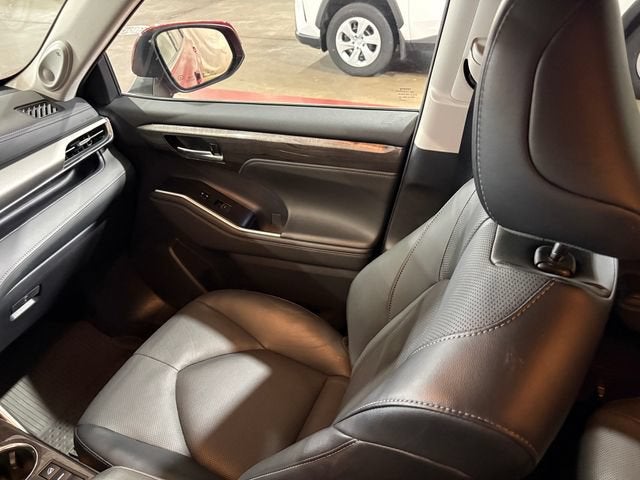 2023 Toyota Highlander Limited