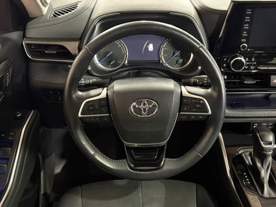 2022 Toyota Highlander Hybrid Limited