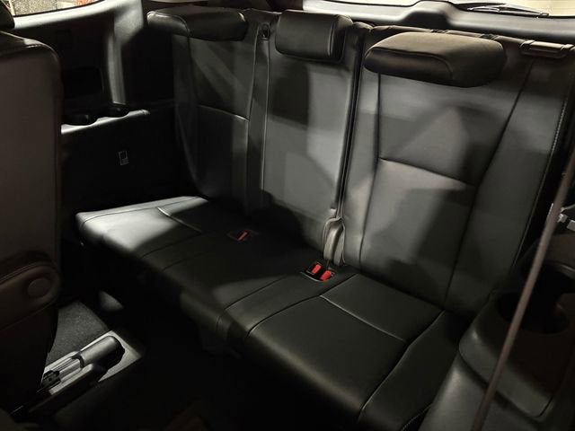 2022 Toyota Highlander Hybrid Limited