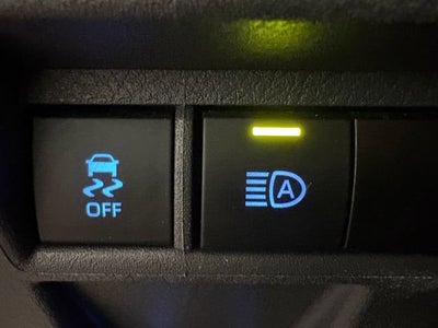 2024 Toyota Sienna XLE 8 Passenger