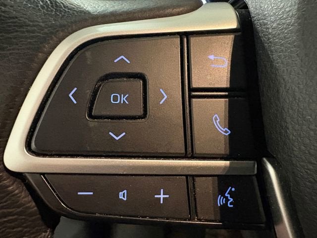 2024 Toyota Sienna XLE 8 Passenger