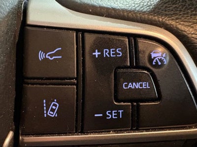 2024 Toyota Sienna XLE 8 Passenger