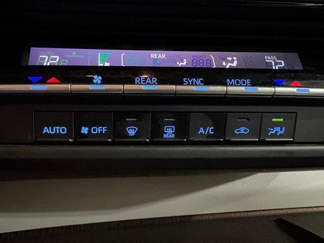 2024 Toyota Sienna XLE 8 Passenger
