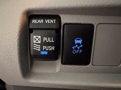 2020 Toyota Sienna XLE 8 Passenger