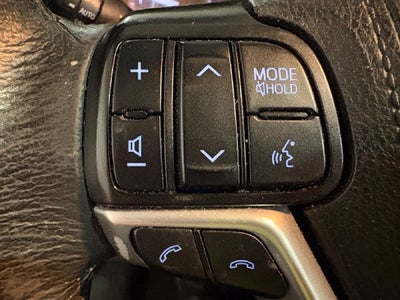 2020 Toyota Sienna XLE 8 Passenger