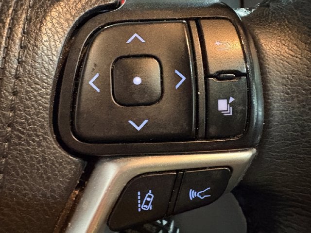 2020 Toyota Sienna XLE 8 Passenger