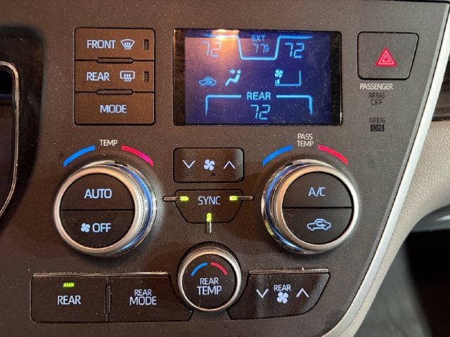 2020 Toyota Sienna XLE 8 Passenger