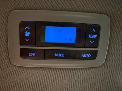 2020 Toyota Sienna XLE 8 Passenger
