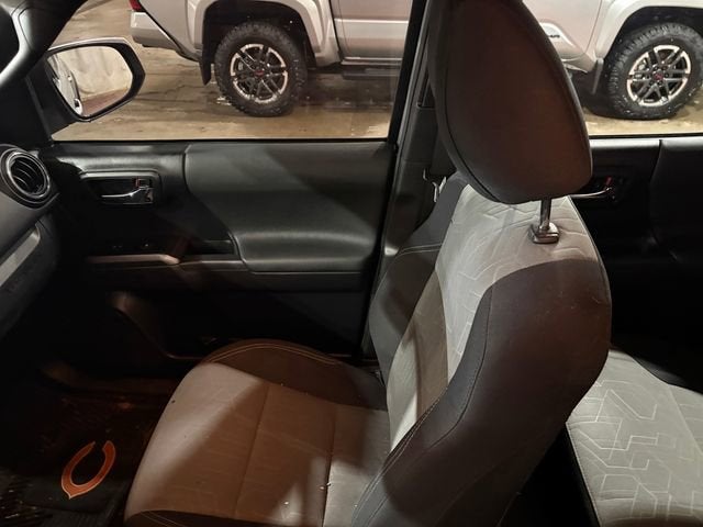 2021 Toyota Tacoma TRD Off-Road V6