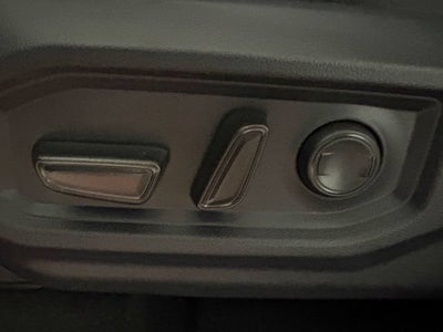 2026 Toyota Tundra SR5*Premium Pkg*