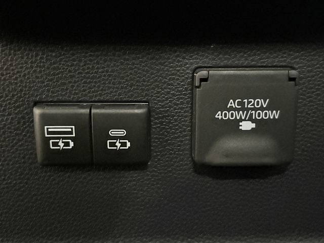 2022 Toyota Tundra Hybrid Capstone