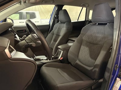 2024 Toyota Corolla Cross LE