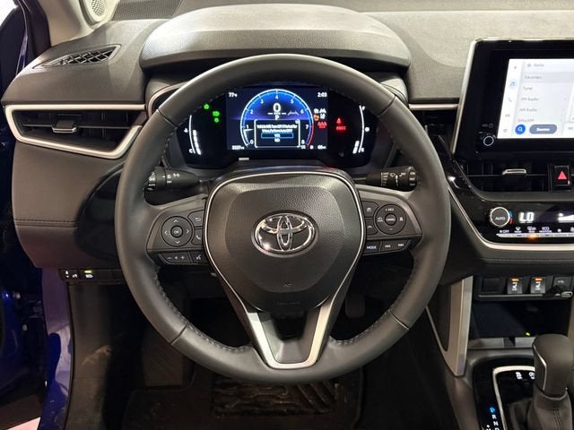 2025 Toyota Corolla Cross XLE