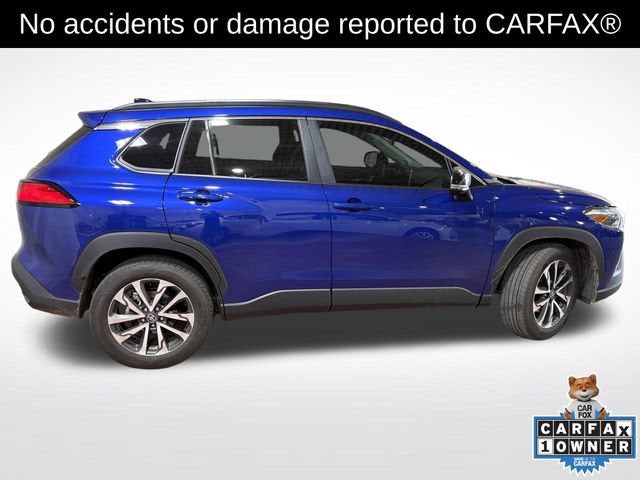 2025 Toyota Corolla Cross XLE