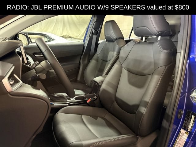 2025 Toyota Corolla Cross XLE