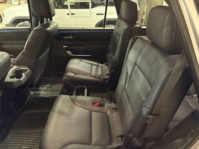 2024 Toyota Sequoia Platinum