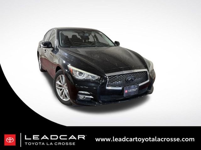 2015 INFINITI Q50 Premium AWD's photo