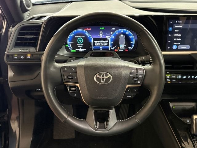 2025 Toyota Crown Signia Limited