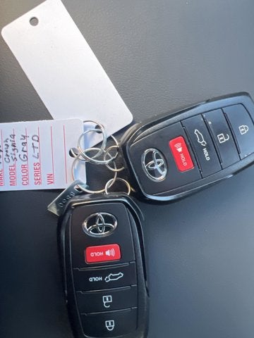 2025 Toyota Crown Signia Limited