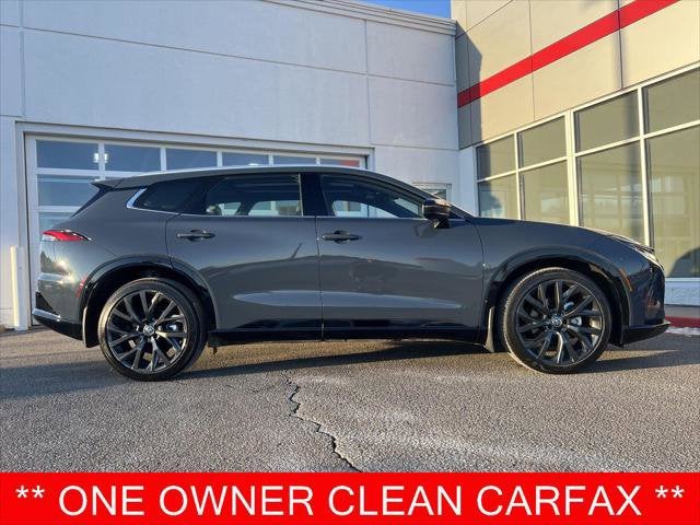 2025 Toyota Crown Signia Limited