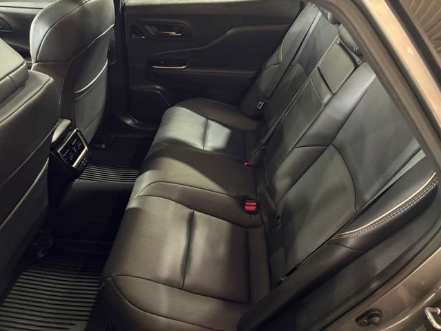 2024 Toyota Crown Platinum