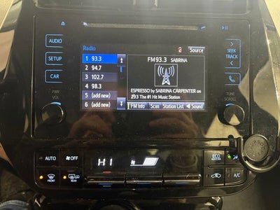 2019 Toyota Prius XLE AWD-e