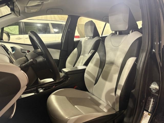 2019 Toyota Prius XLE AWD-e