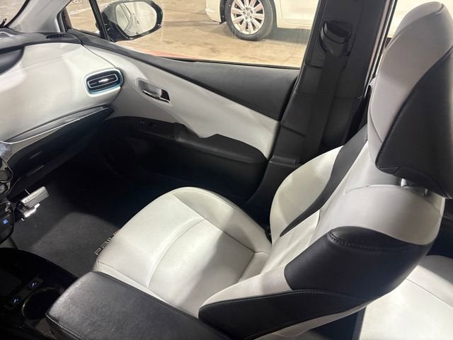 2019 Toyota Prius XLE AWD-e