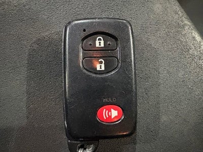 2013 Toyota Prius v Five