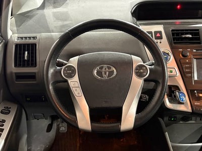 2013 Toyota Prius v Five