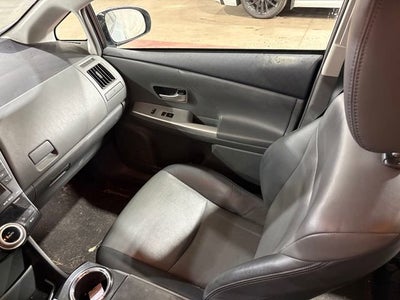 2013 Toyota Prius v Five