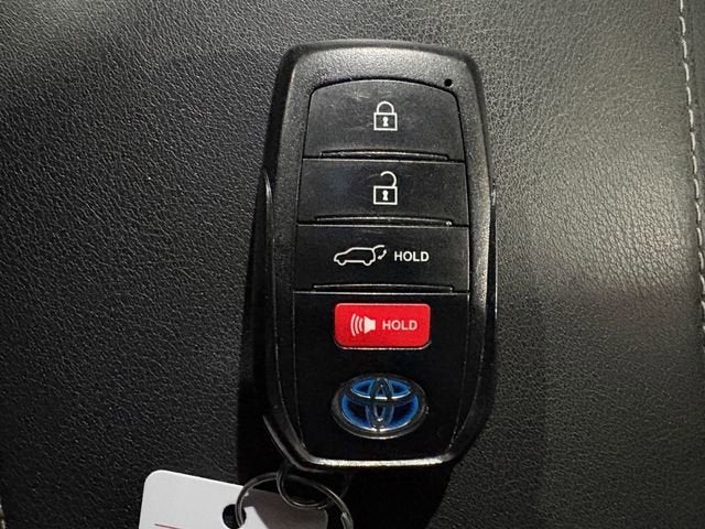 2022 Toyota Venza XLE