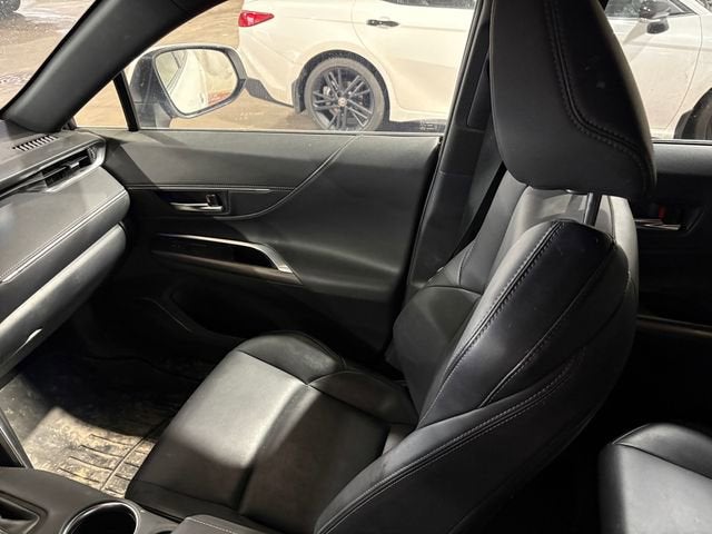 2022 Toyota Venza XLE