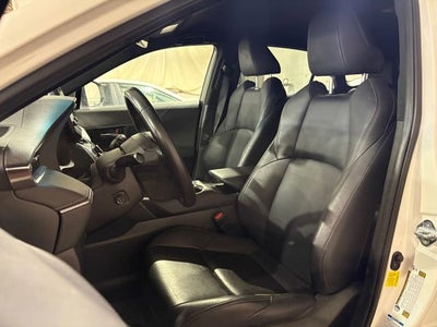 2022 Toyota Venza XLE