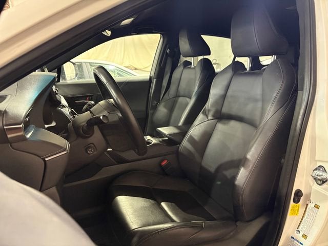 2022 Toyota Venza XLE