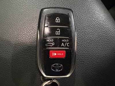 2024 Toyota RAV4 Prime SE