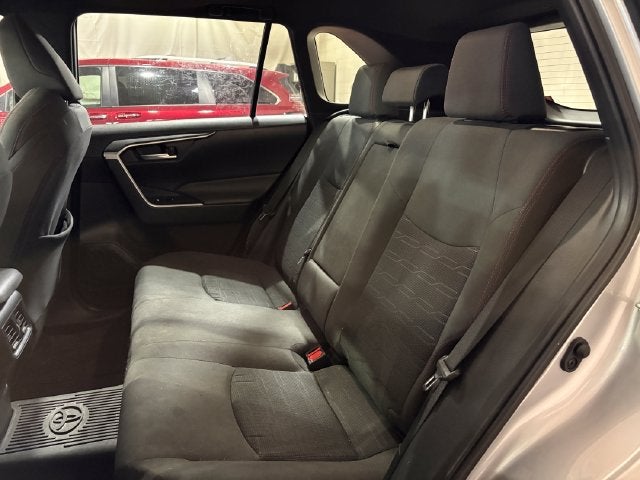 2024 Toyota RAV4 Prime SE