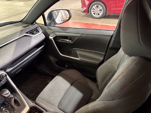 2024 Toyota RAV4 Prime SE