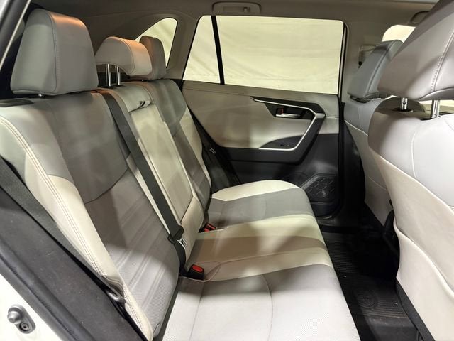 2019 Toyota RAV4 Hybrid Limited