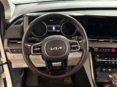 2024 Kia Carnival EX